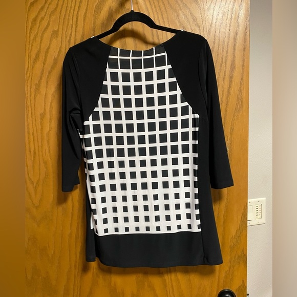 Picadilly Black And White Pullover Blouse Top 3/4 Sleeve Stretchy - SZ M - NWT - Picture 6 of 8